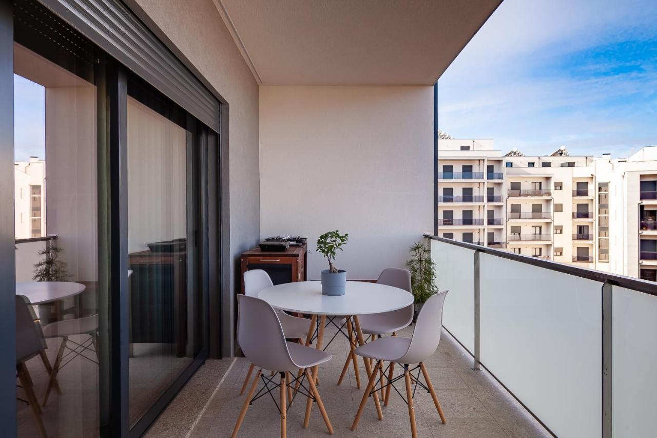 Led Apartment - Vista Alegre بونتي دي ليما المظهر الخارجي الصورة