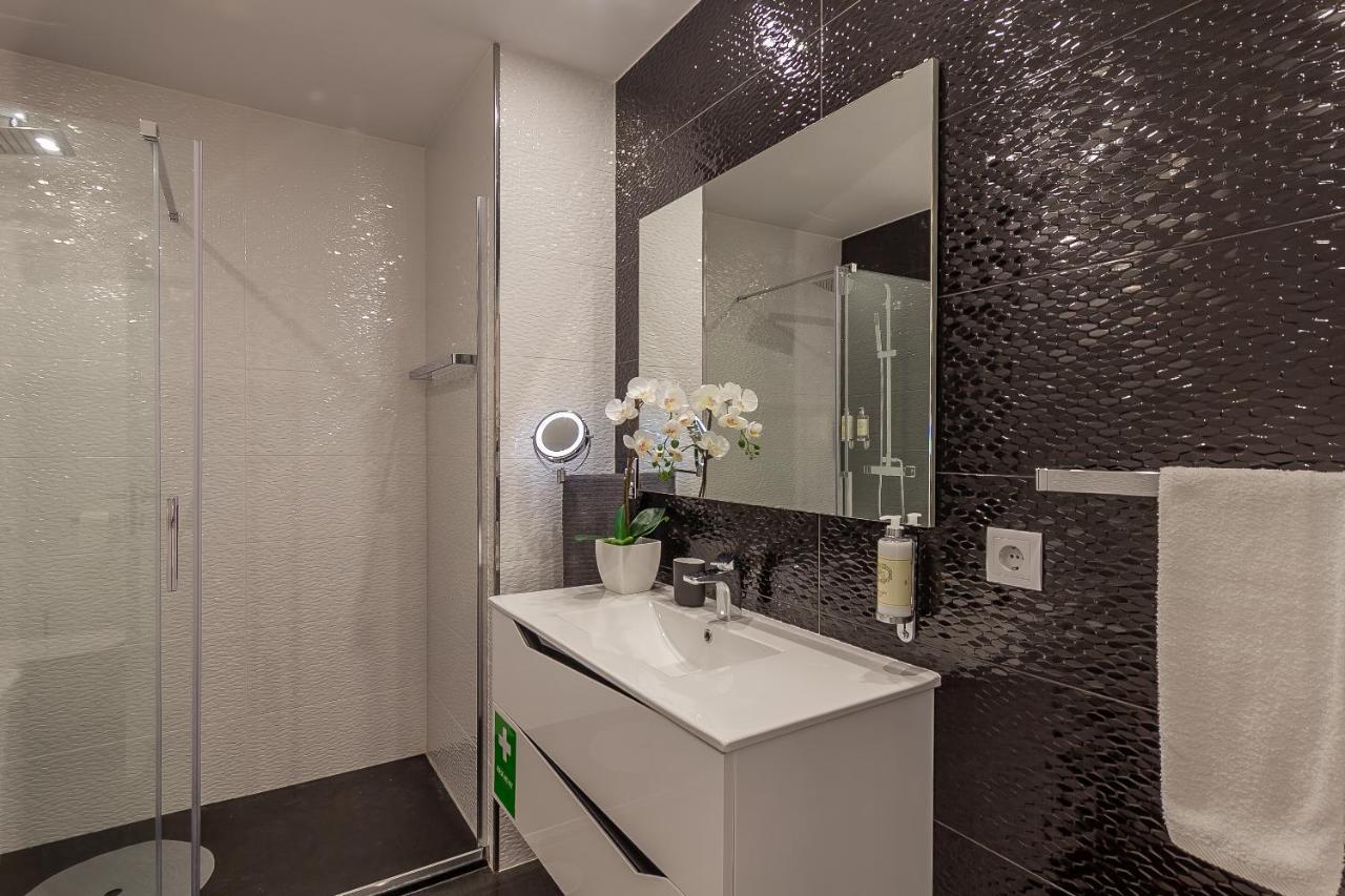 Led Apartment - Vista Alegre بونتي دي ليما المظهر الخارجي الصورة
